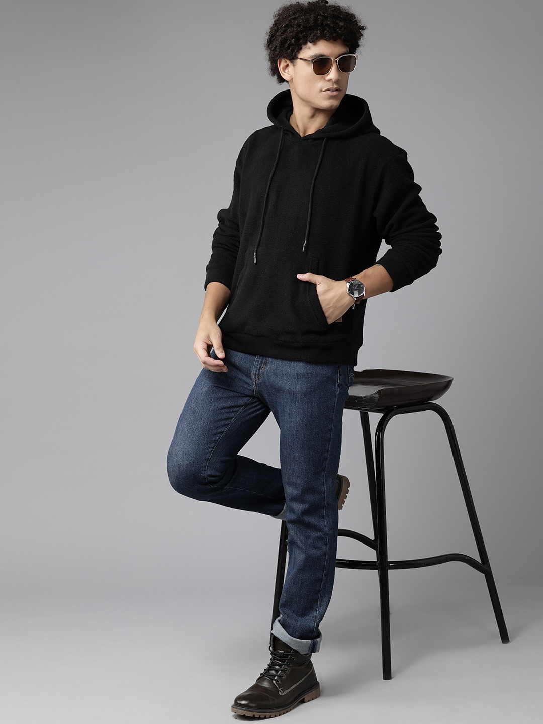 

Roadster Men Hooded Sweatshirt, Black