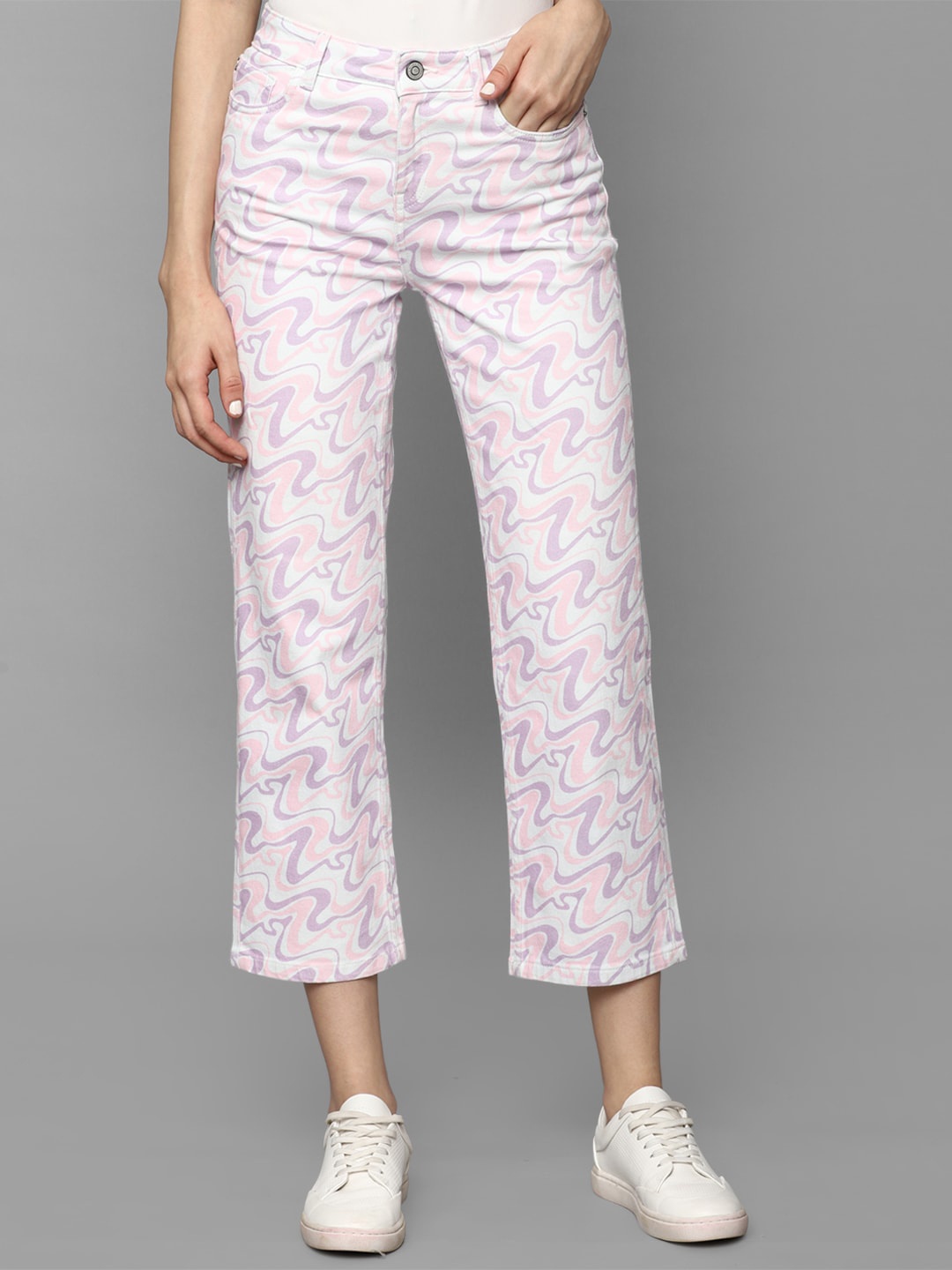 

Allen Solly Woman Mid-Rise Flared Cotton Jeans, White
