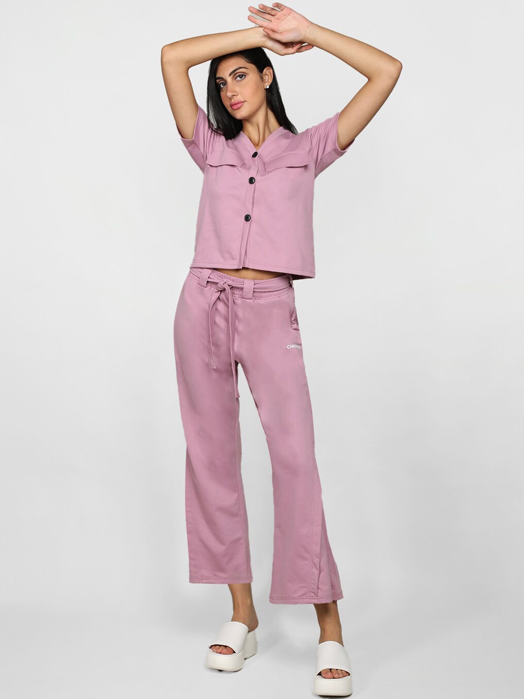 

CHKOKKO V-Neck Shirt With Trousers, Pink