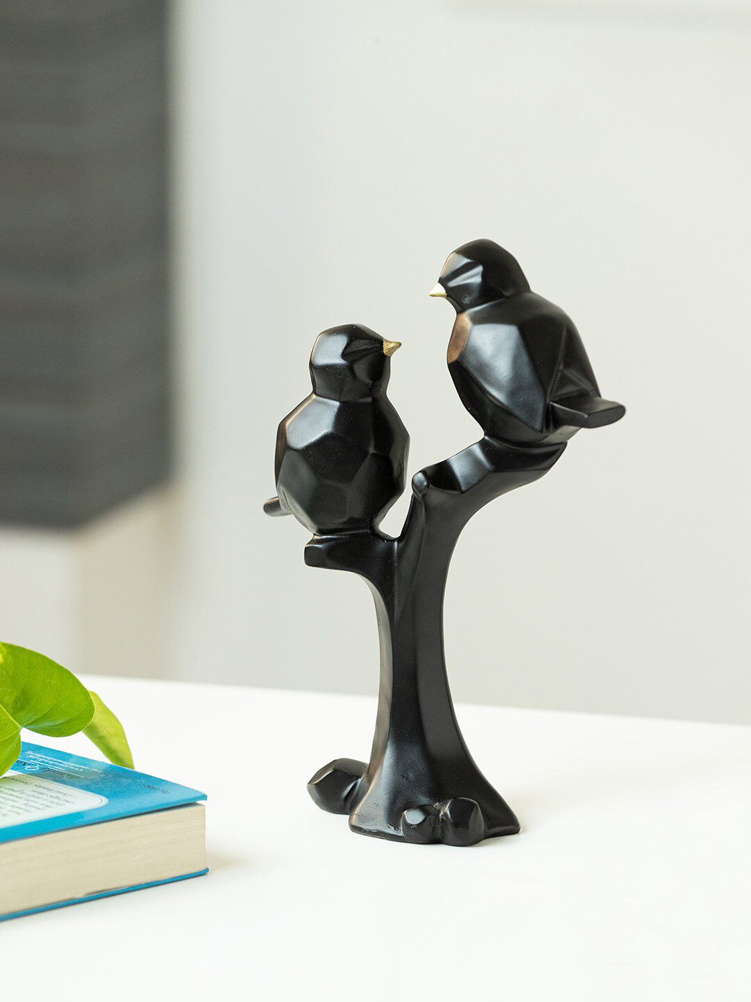 

ExclusiveLane Black Love Birds On A Tree Showpiece