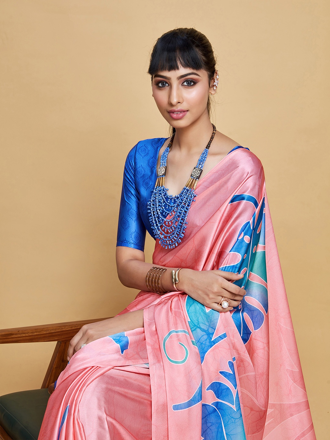 

Sangria Floral Printed Satin Saree, Peach
