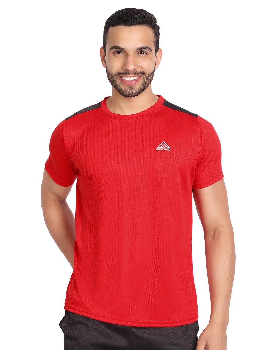 

GRITPRO Round Neck Slim Fit Sports T-shirt, Red