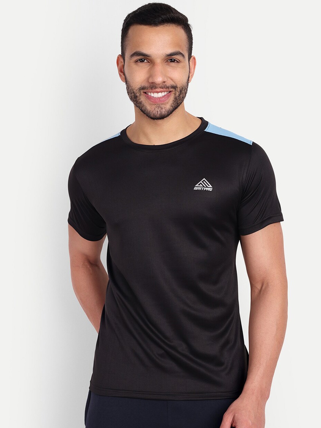 

GRITPRO Round Neck Slim Fit Sports T-shirt, Black