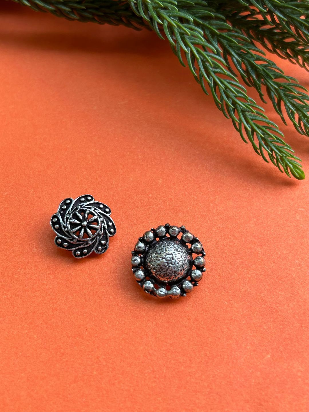 

FIROZA Set Of 2 Oxidised Stud Nosepins, Silver
