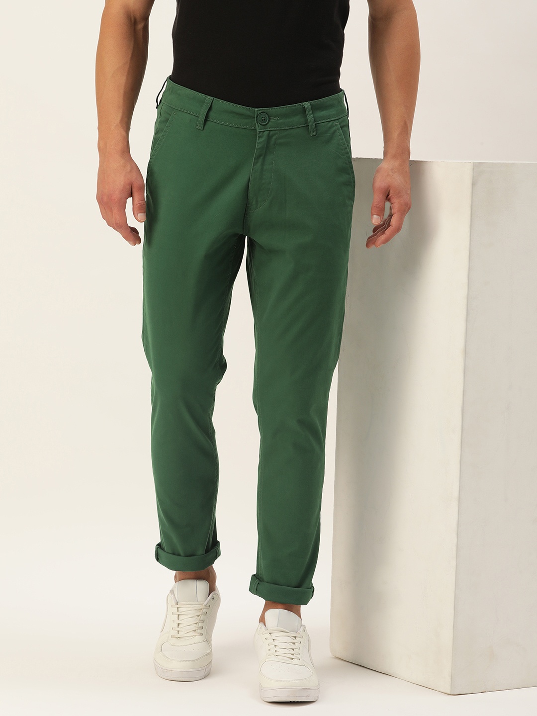 

Mast & Harbour Men Solid Regular Fit Chinos Trousers, Green