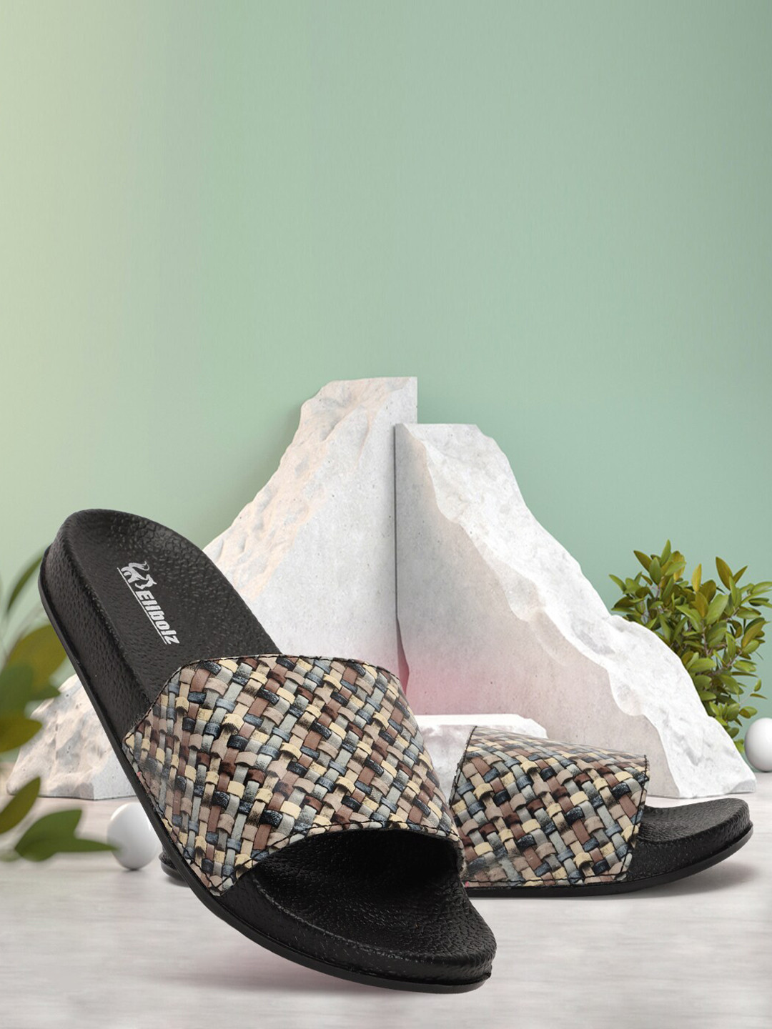 

Elibolz Women Printed Sliders, Black