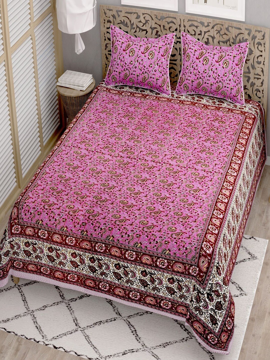 

UNIQCHOICE Pink Ethnic Motifs Pure Cotton 144 TC King Bedsheet with 2 Pillow Covers
