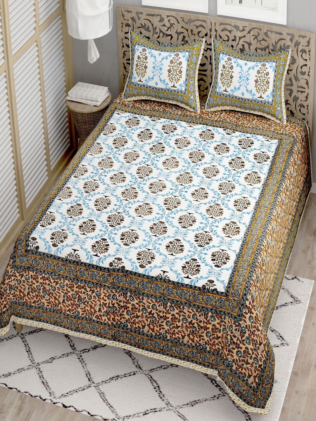 

UNIQCHOICE Brown & White Printed Cotton 144 TC King Bedsheet with 2 Pillow Covers