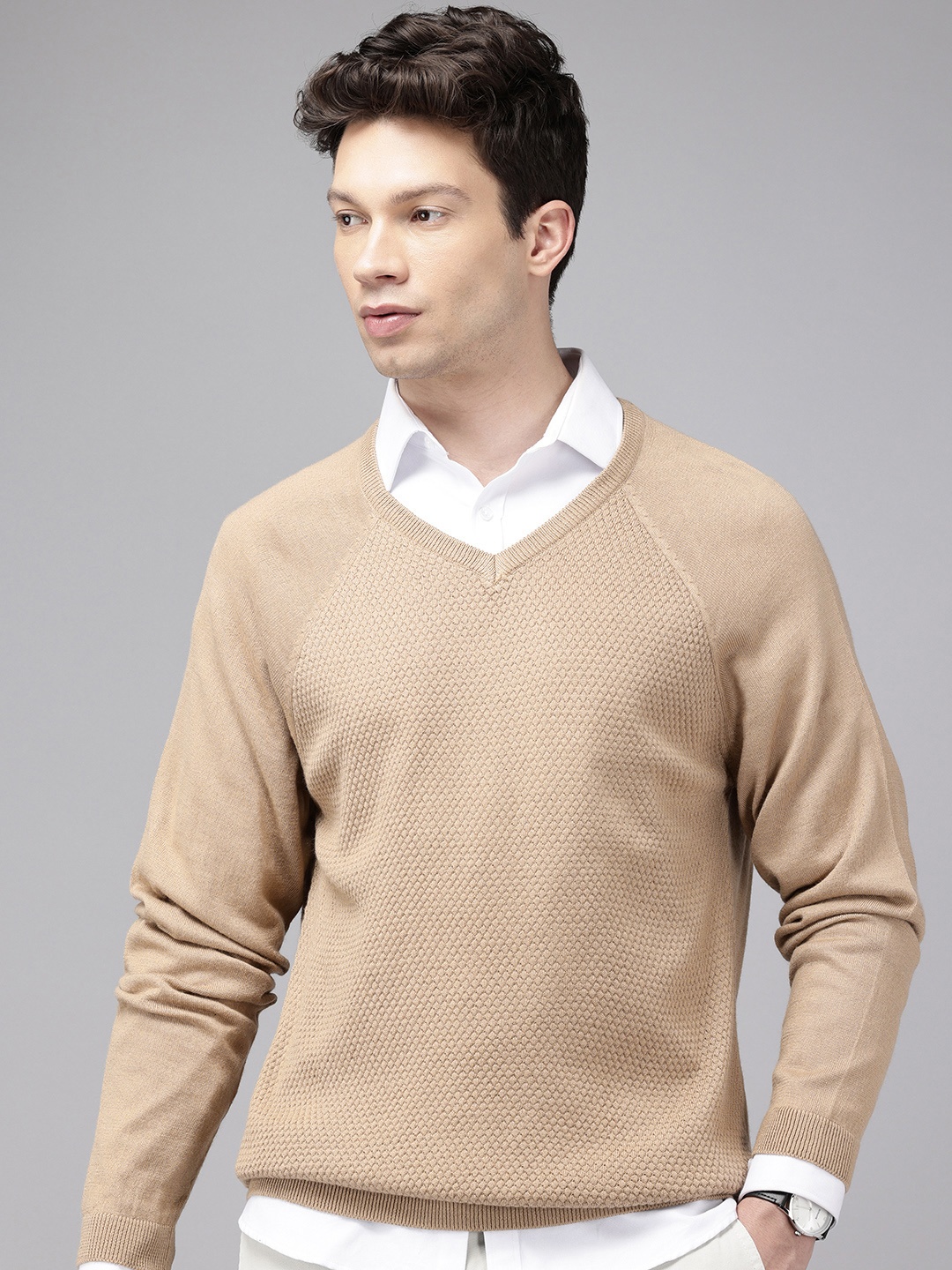 

Park Avenue V-Neck Cable Knit Pullover Sweater, Beige