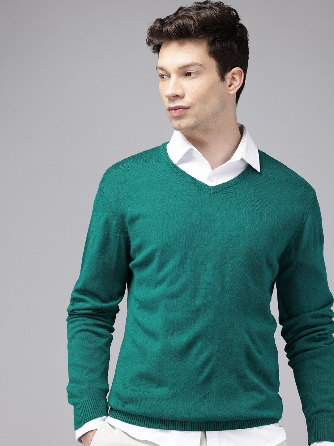

Park Avenue V-Neck Pullover Sweater, Teal