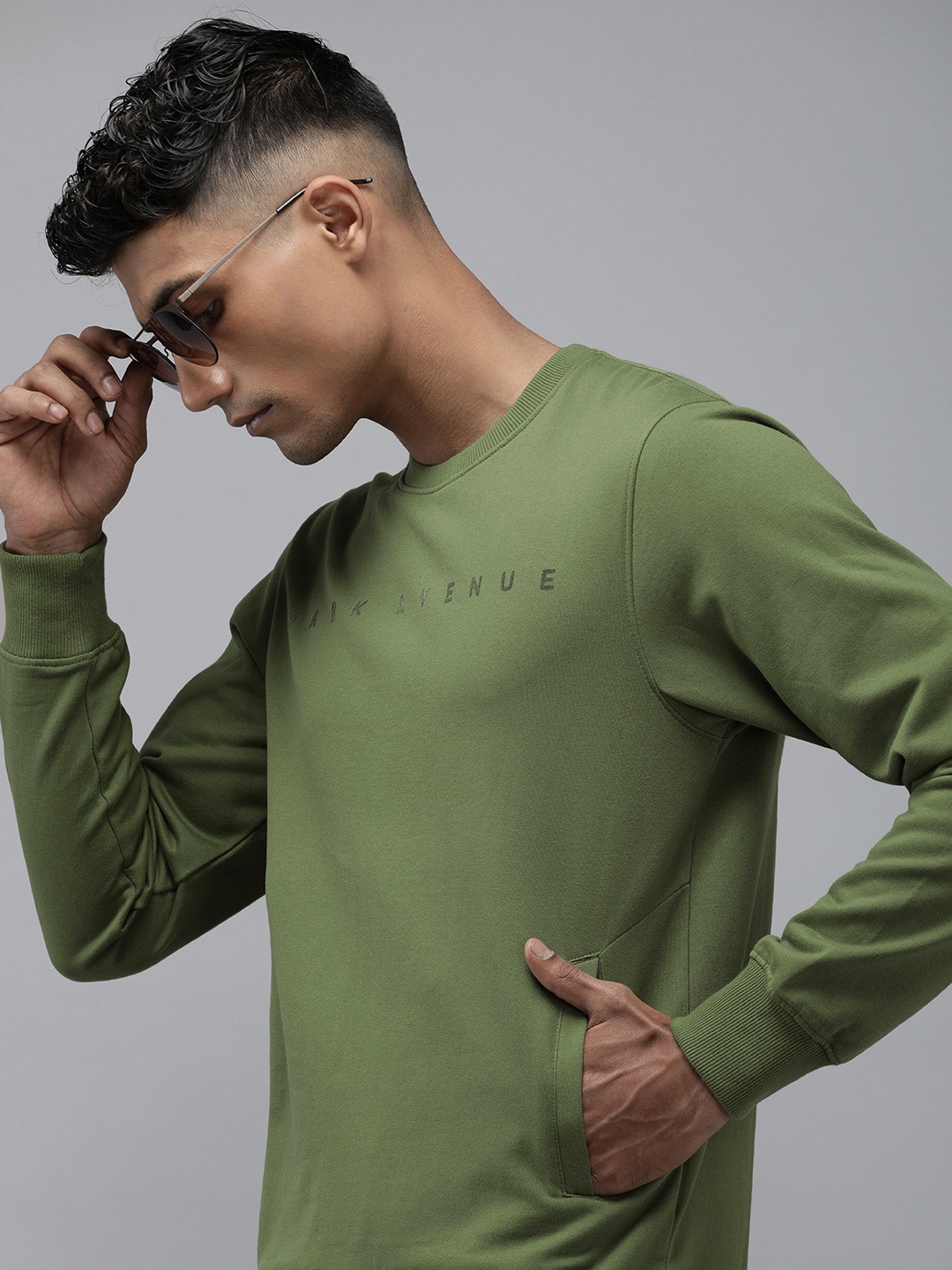 

Park Avenue Printed Round Neck Sweatshirt, Olive