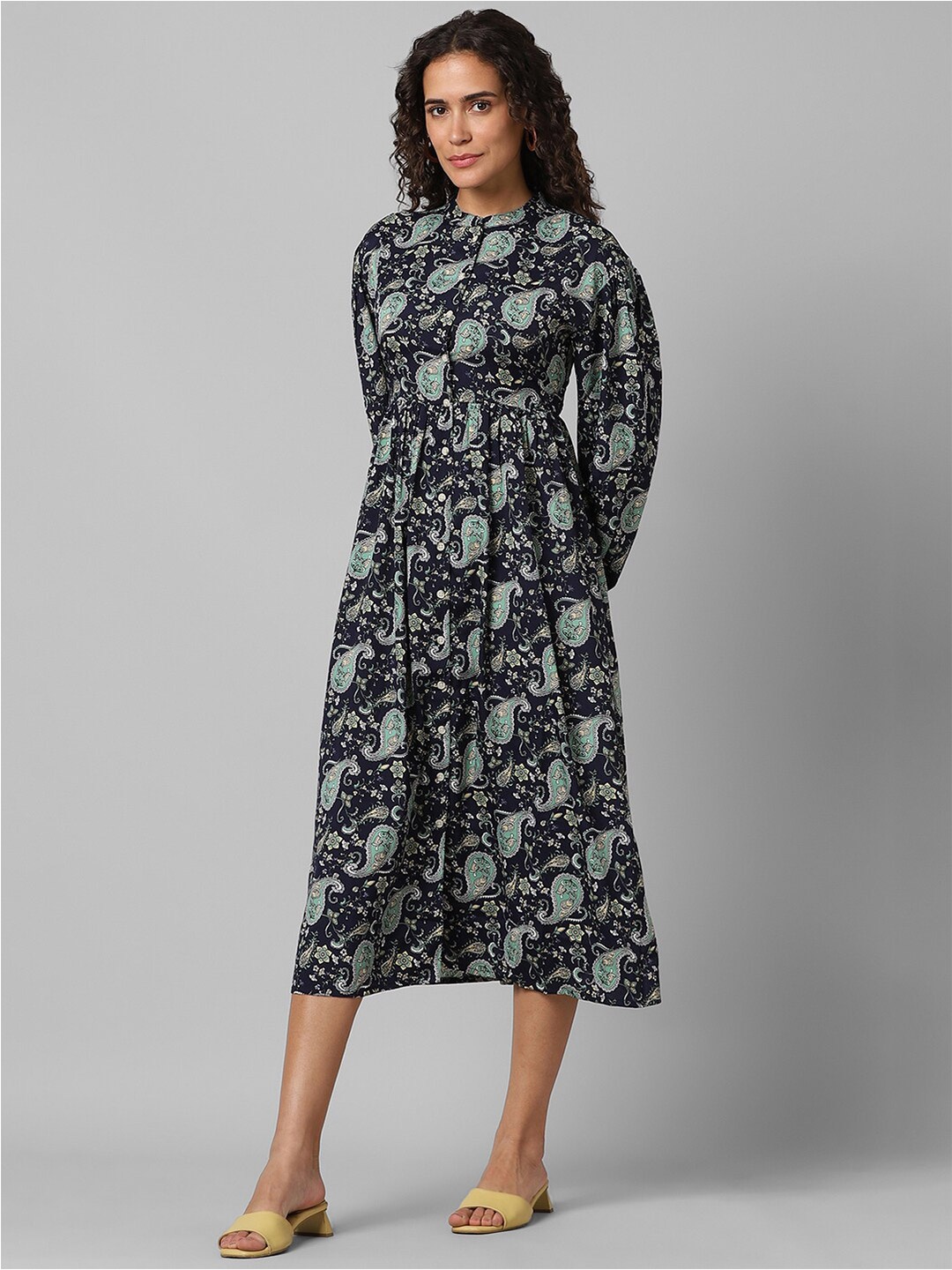 

Pantaloons Navy Blue Paisley Printed Band Collar Puff Sleeve Fit & Flare Midi Dress