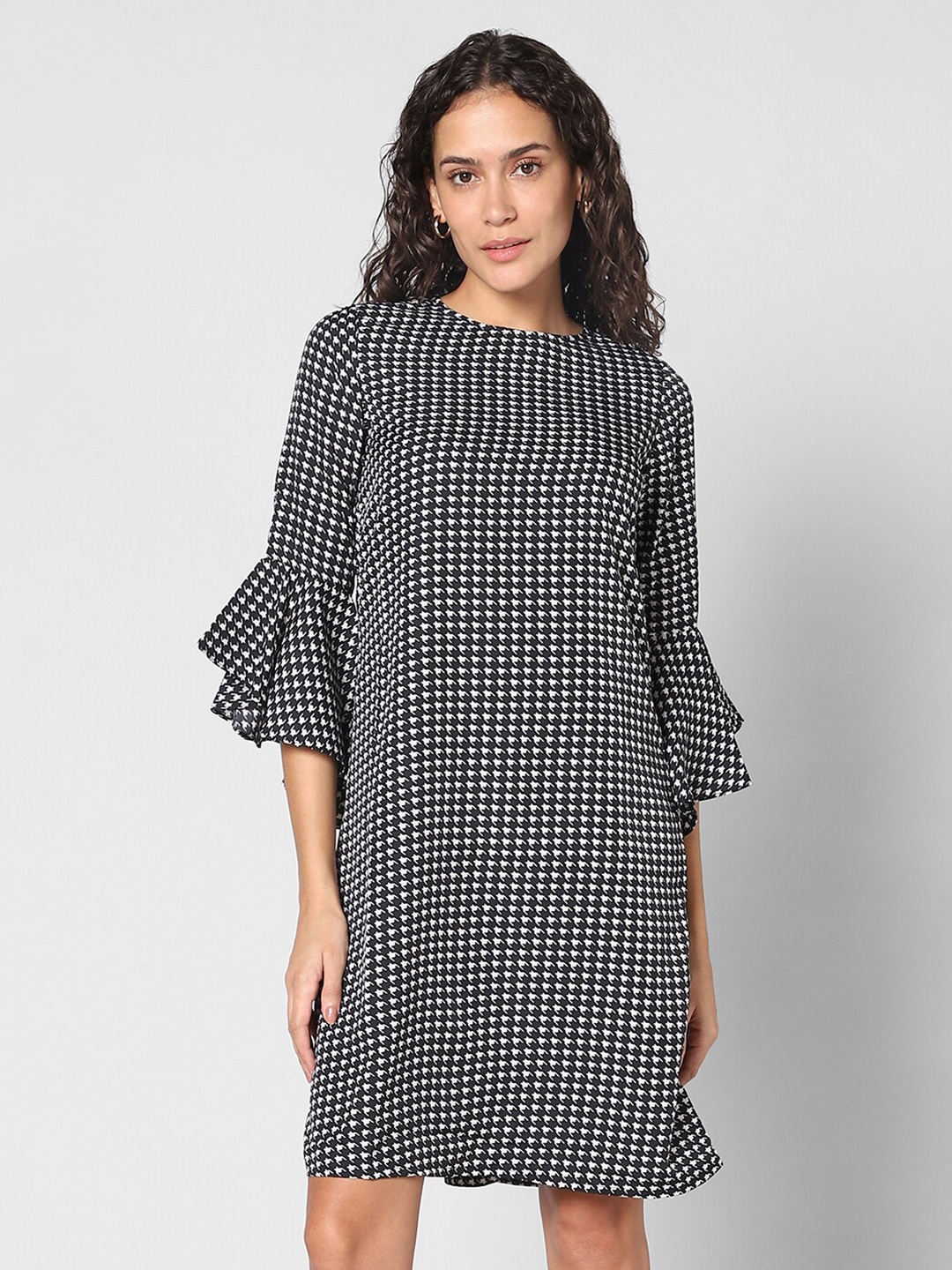 

Pantaloons Checked Bell Sleeve Sheath Dress, Black