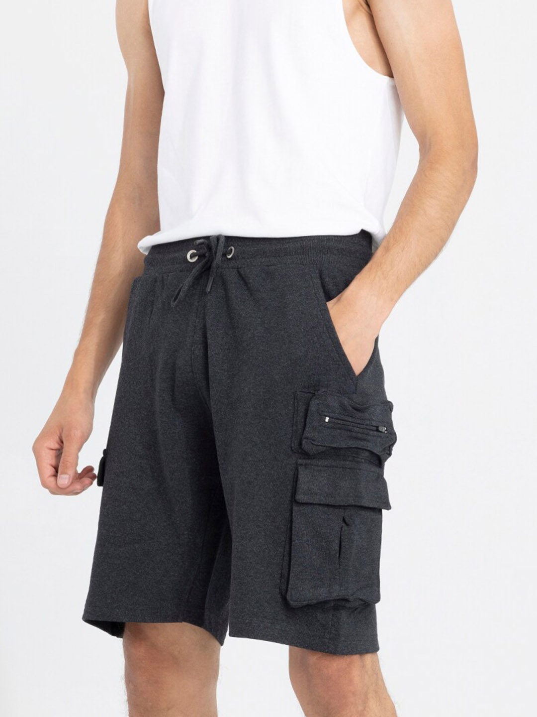 

Snitch Black Men Mid Rise Slim Fit Cargo Shorts