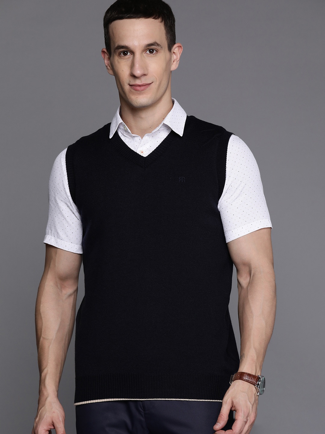 

Raymond V-Neck Reversible Woolen Sweater Vest, Navy blue