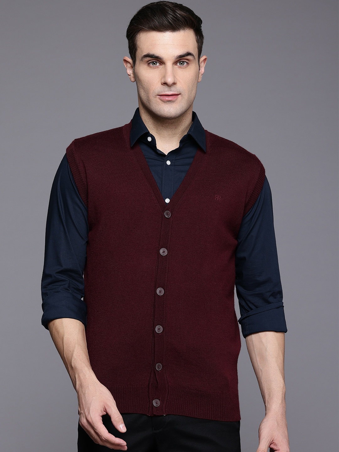 

Raymond Sleeveless Cardigan, Maroon