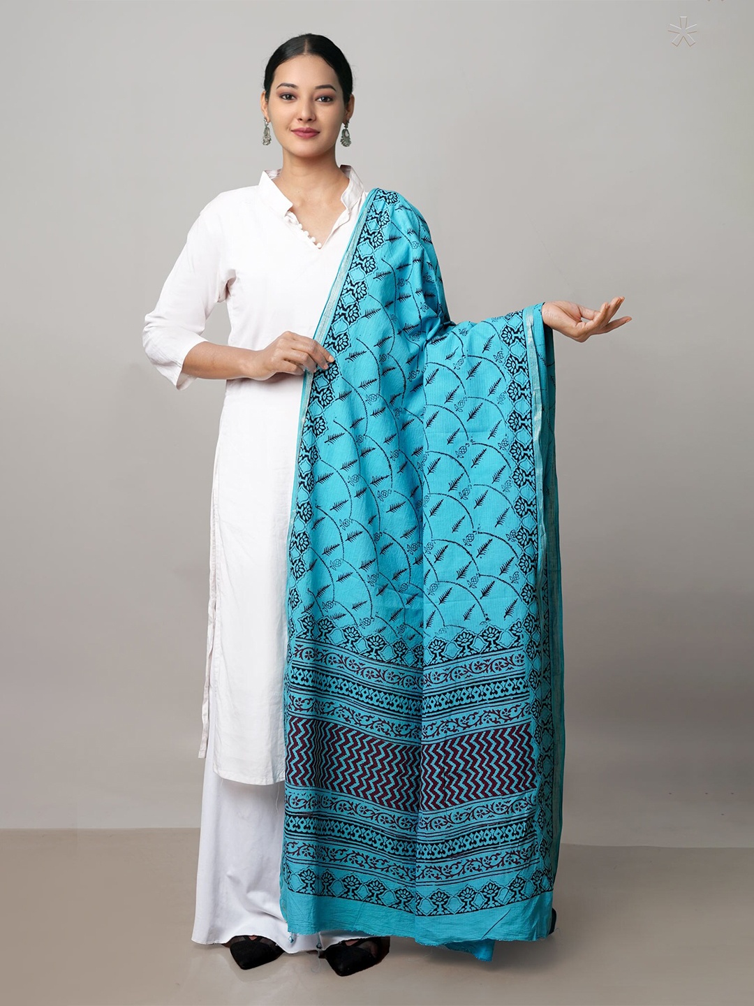 

Unnati Silks Floral Printed Pure Cotton Tie and Dye Dupatta, Blue