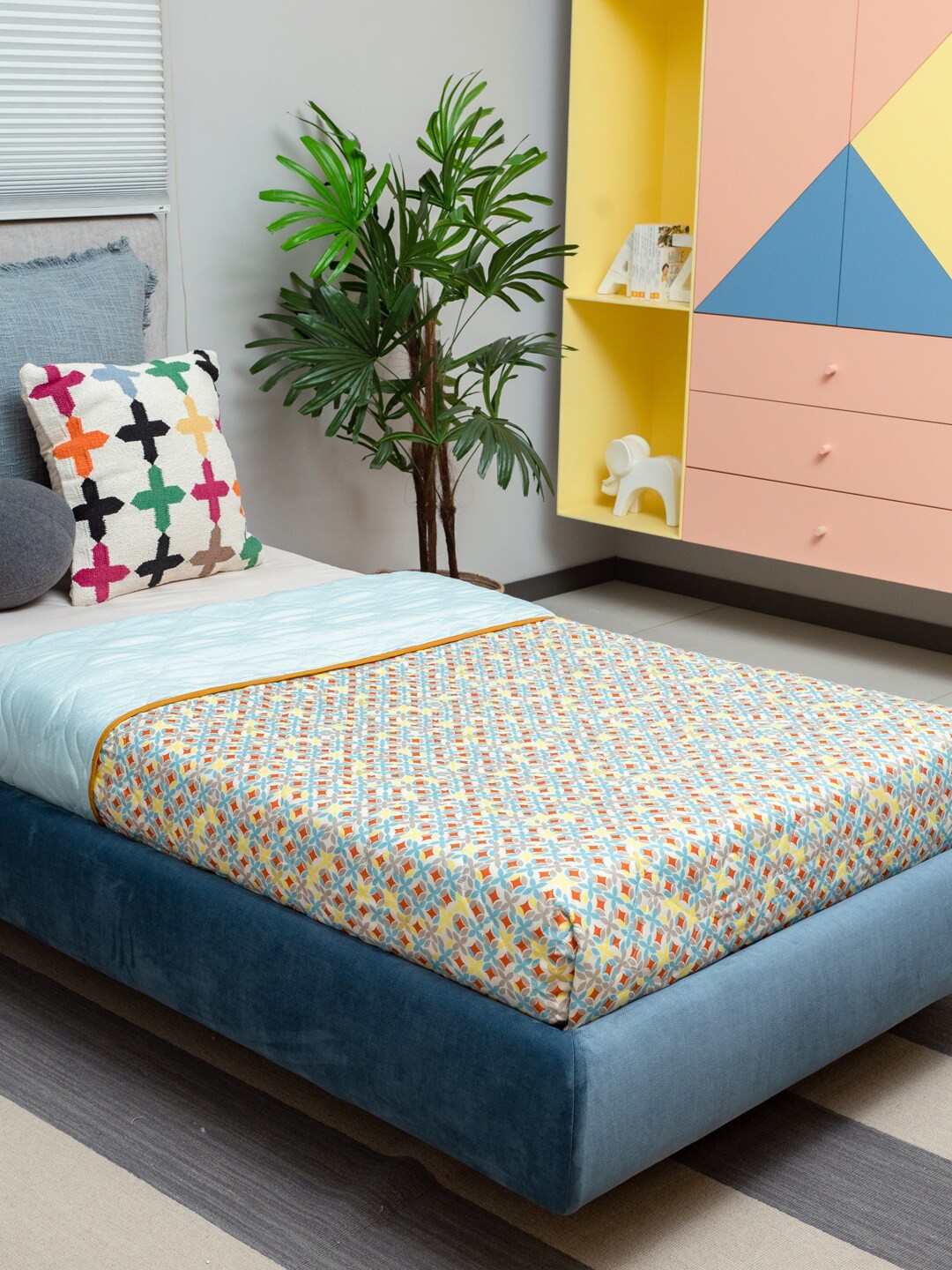 

URBAN SPACE Geometric Print AC Room Single Bed Blanket, Blue
