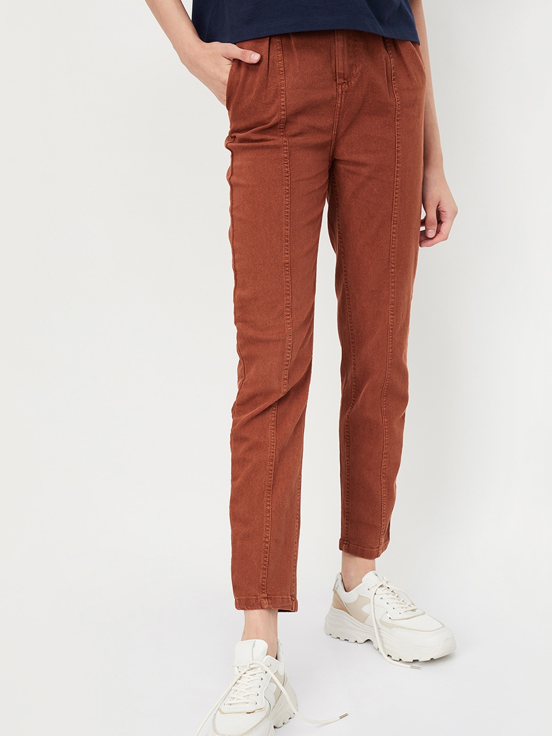 

max Women Mid-Rise Trousers, Brown