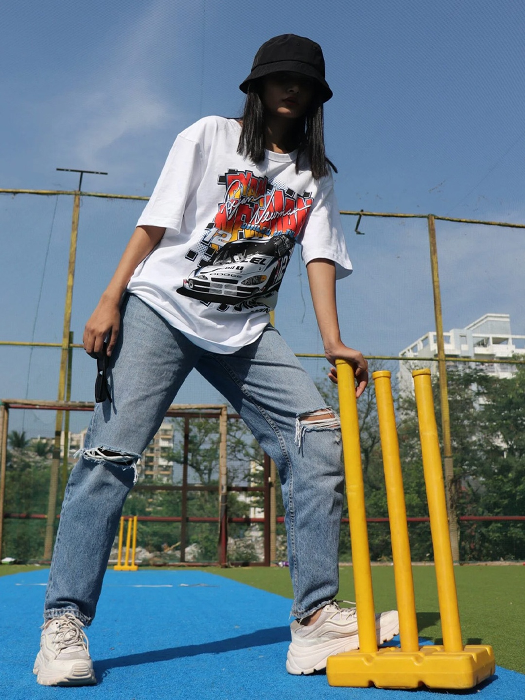 

Bonkers Corner White Graphic Printed Drop-Shoulder Sleeves Cotton Oversized T-shirt