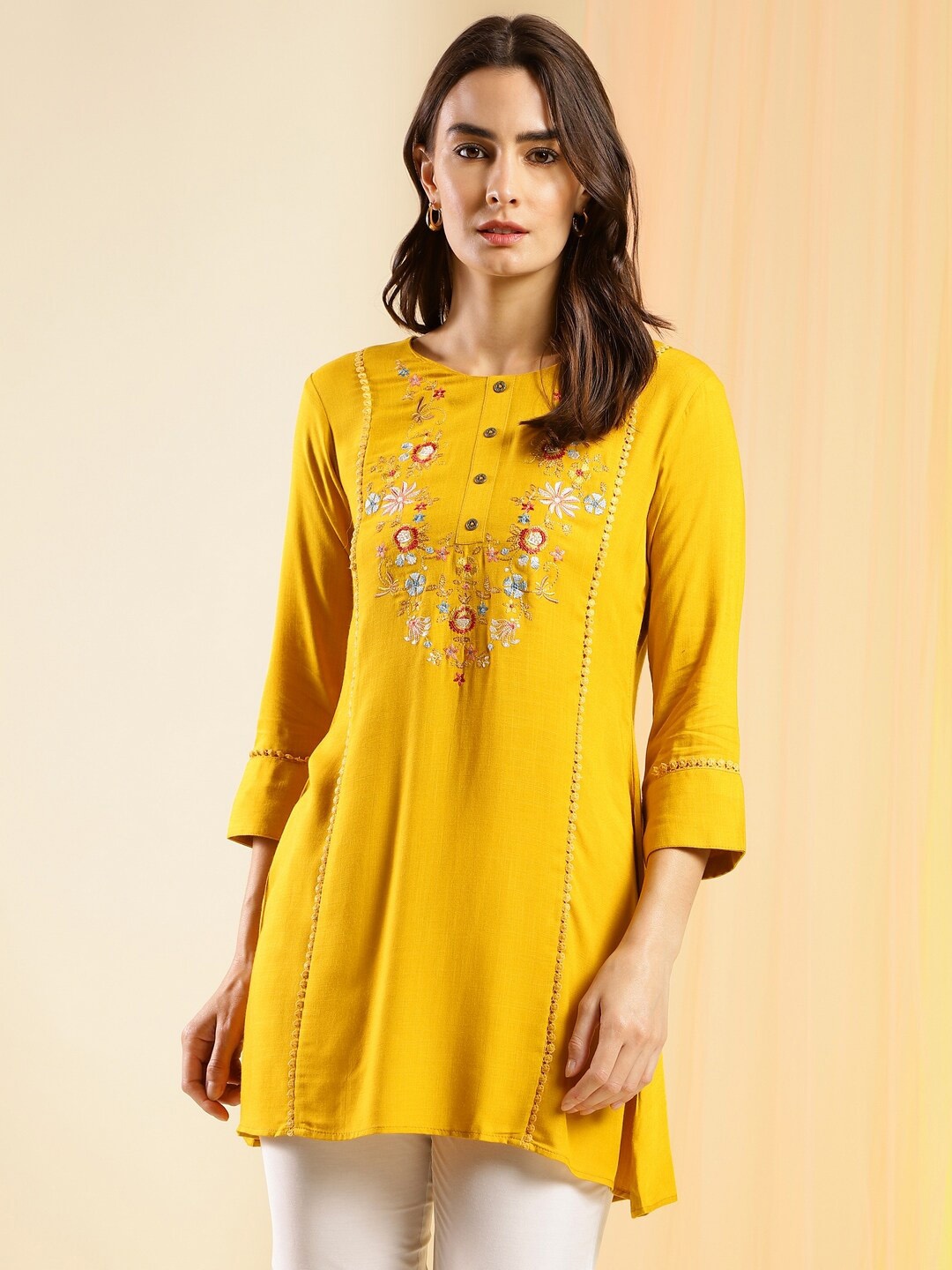 

Sangria Embroidered Thread Work A-Line Kurta, Yellow