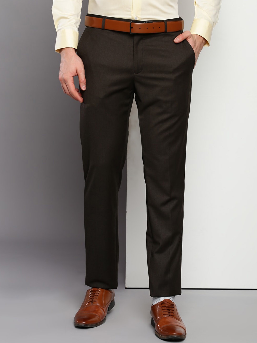 

Tommy Hilfiger Men Mid-Rise Formal Trousers, Brown