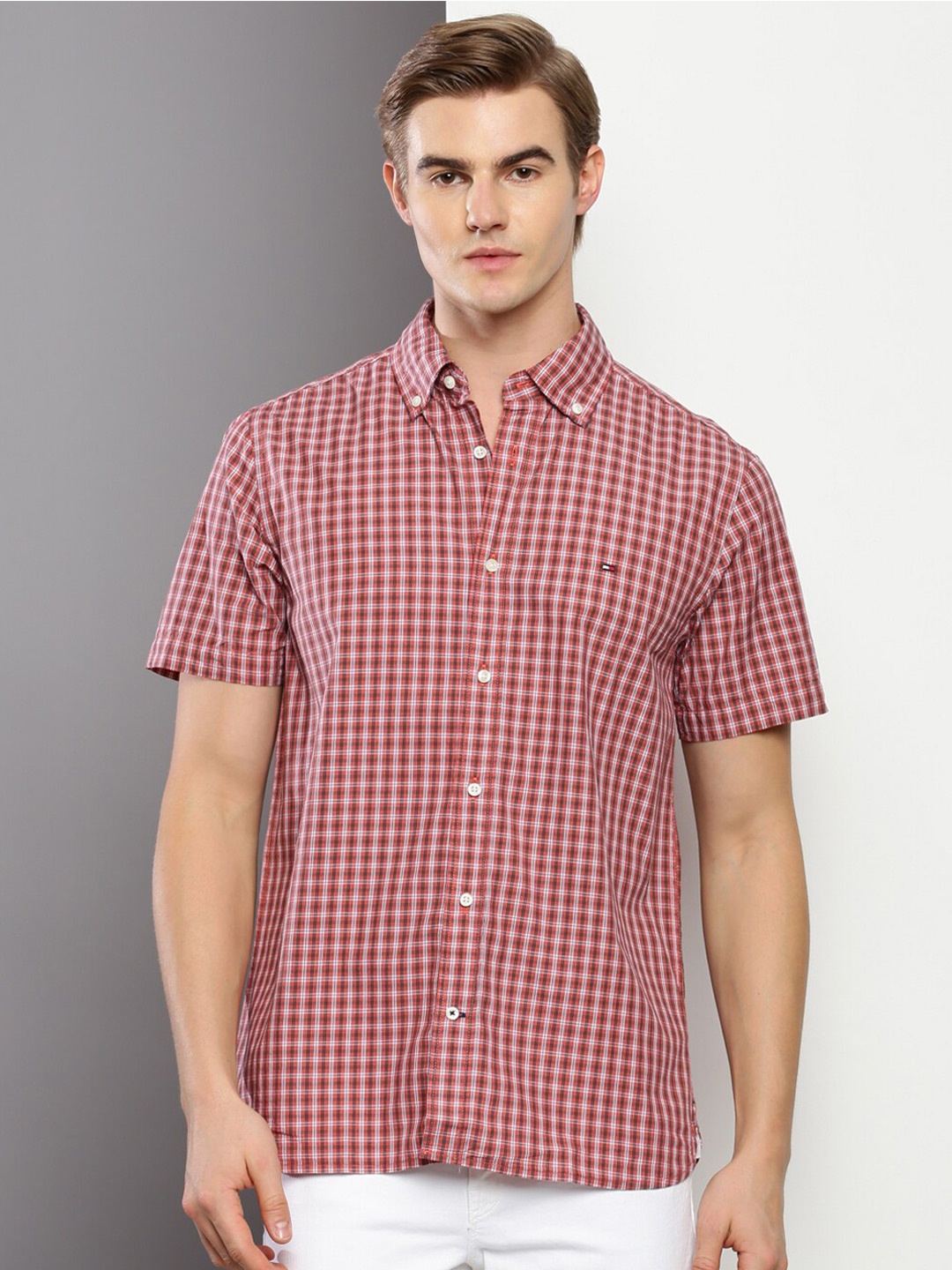 

Tommy Hilfiger Gingham Checked Button-Down Collar Pure Cotton Casual Shirt, Red