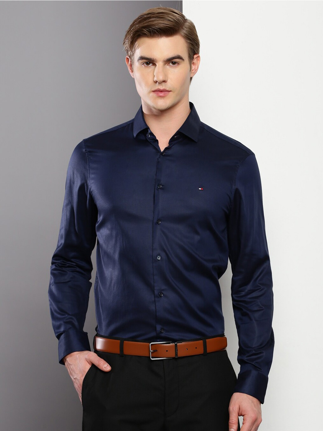 

Tommy Hilfiger Spread Collar Slim Fit Casual Shirt, Navy blue