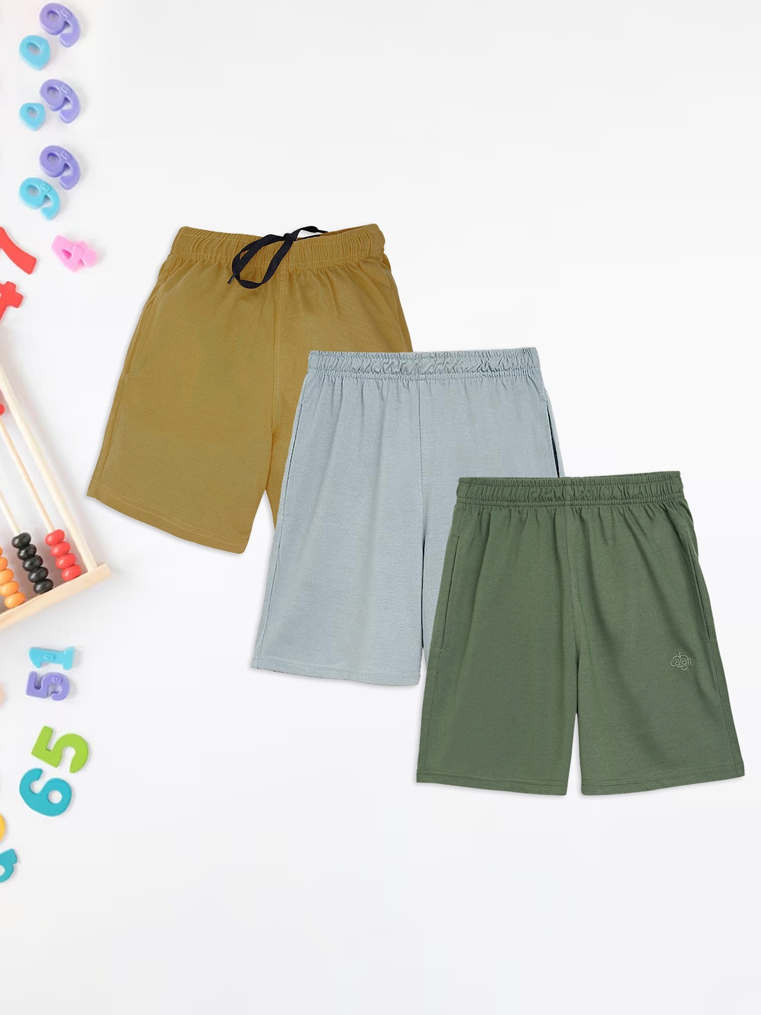 CHIMPRALA Girls Pack of 3 Mid-Rise Cotton Shorts, Green
