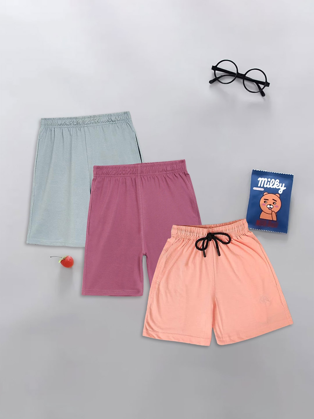 

CHIMPRALA Girls Pack Of 3 Mid Rise Cotton Shorts, Grey