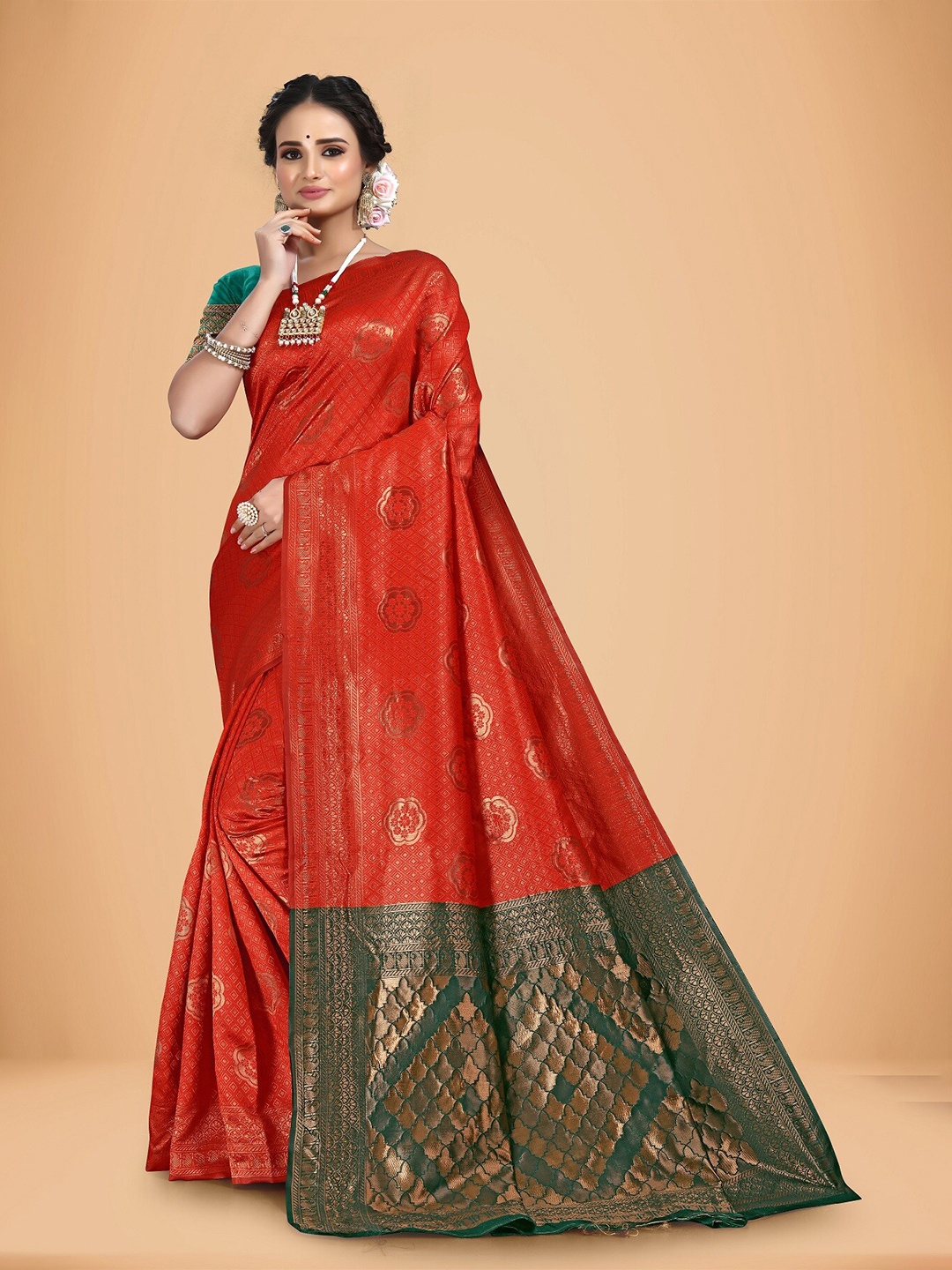 

Rivana Woven Design Zari Banarasi Saree, Red