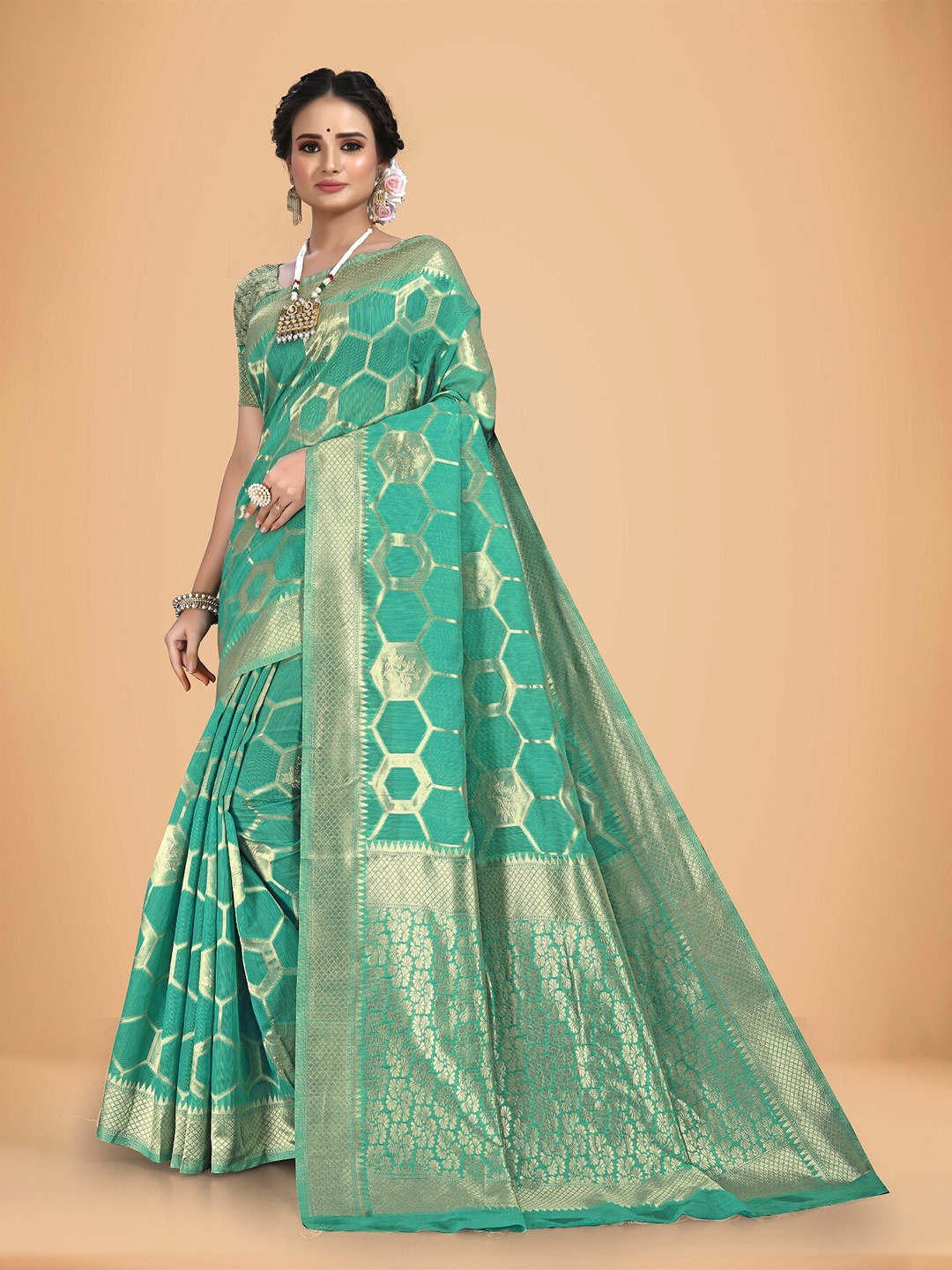 

Rivana Woven Design Zari Saree, Green