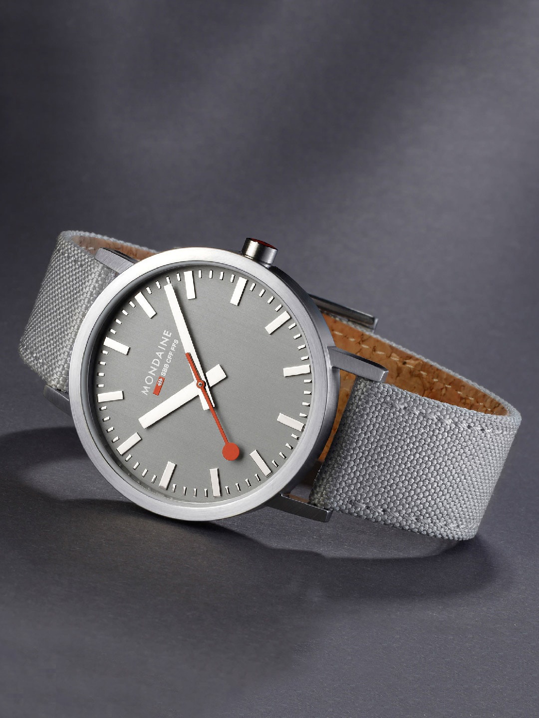 

Mondaine Unisex Analogue Watch A660.30360.80SBH, Grey