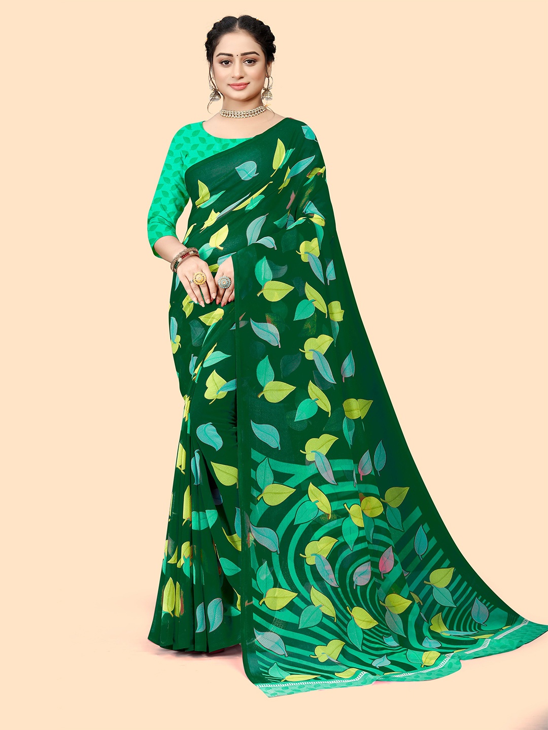

Dori Leaf Printed Pure Chiffon Saree, Green