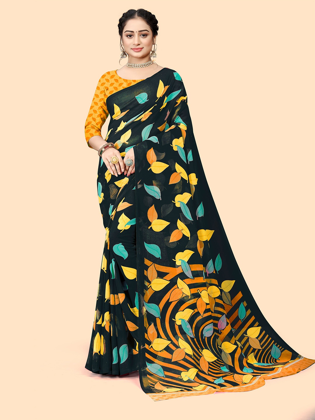 

Dori Leaf Printed Pure Chiffon Saree, Black