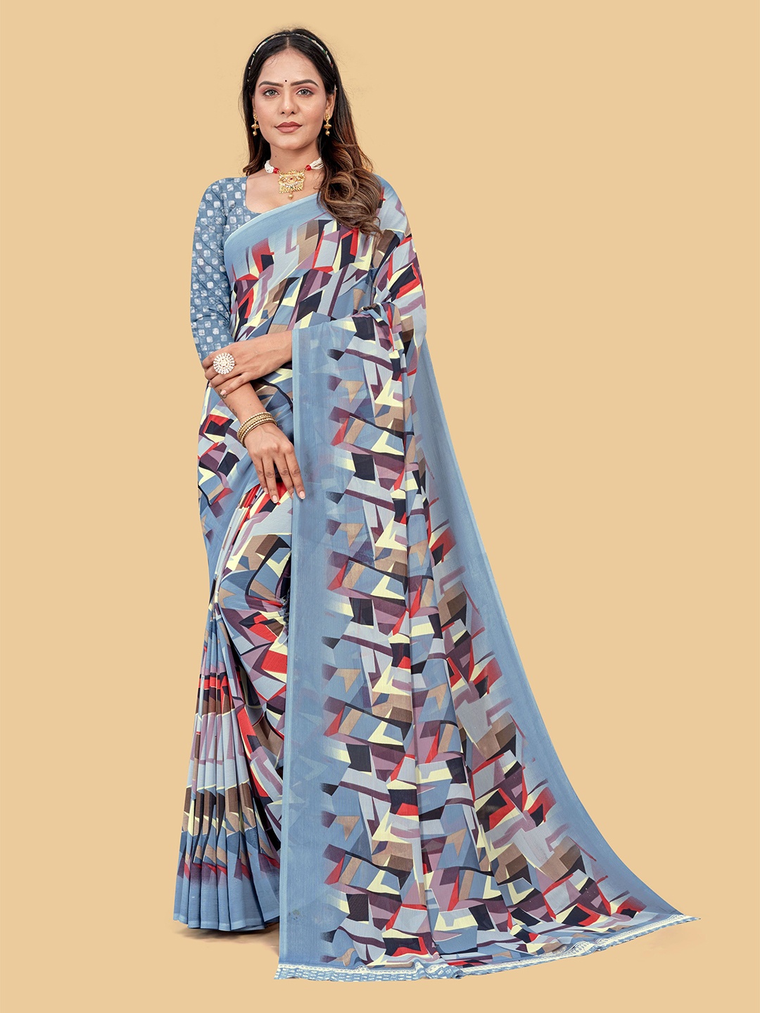 

Dori Abstract Printed Pure Chiffon Saree, Grey