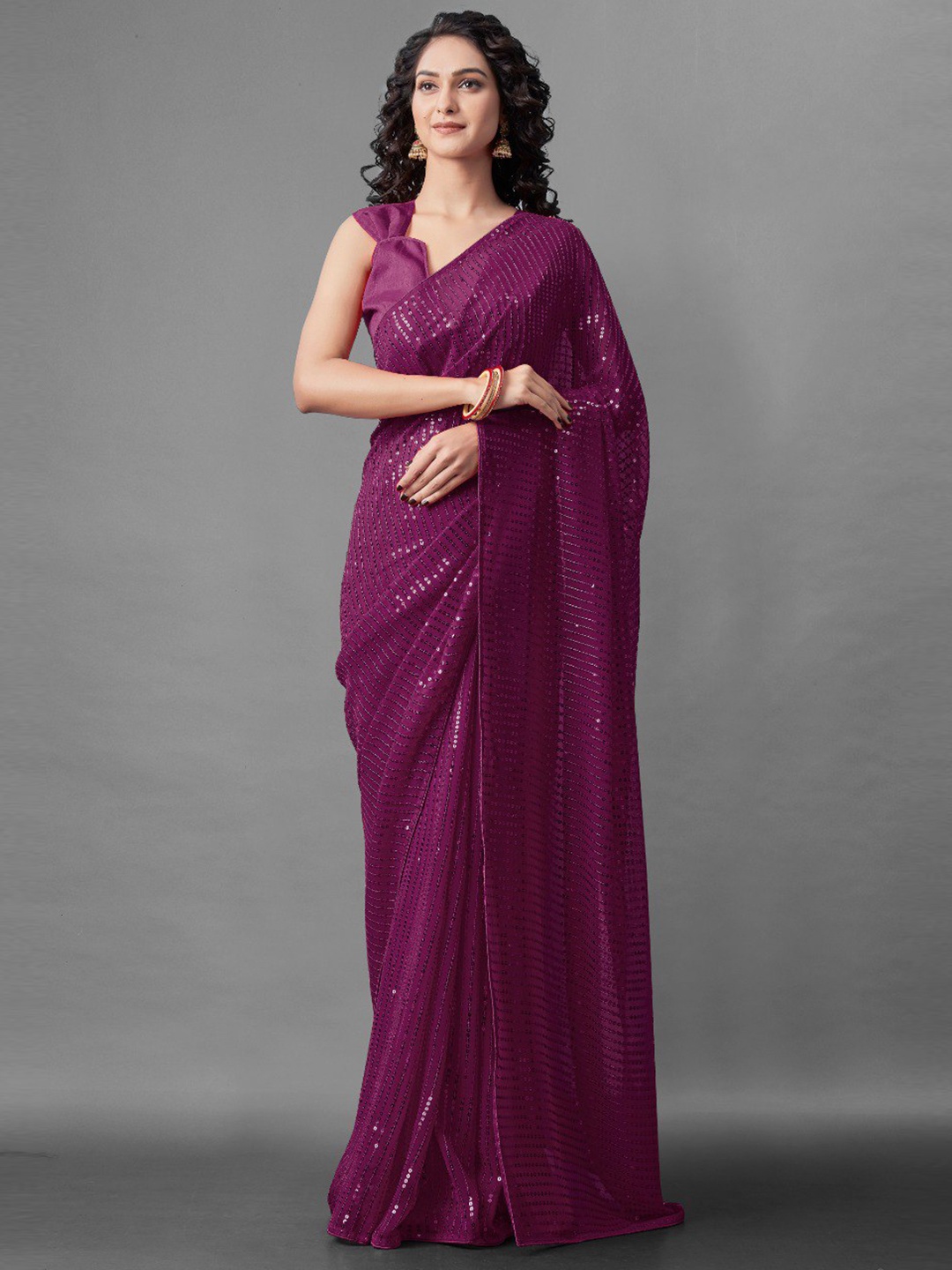 

VEERAX Embellished Sequinned Saree, Purple