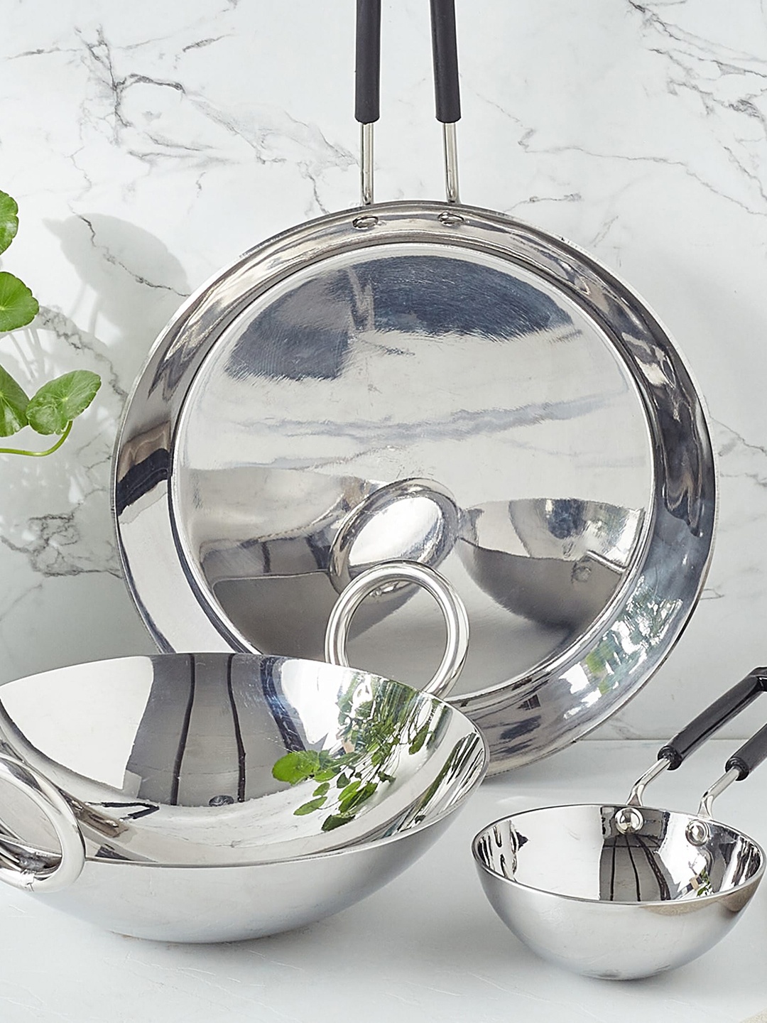 

Home Centre Valeria Stainless Steel Frying Pan, Silver