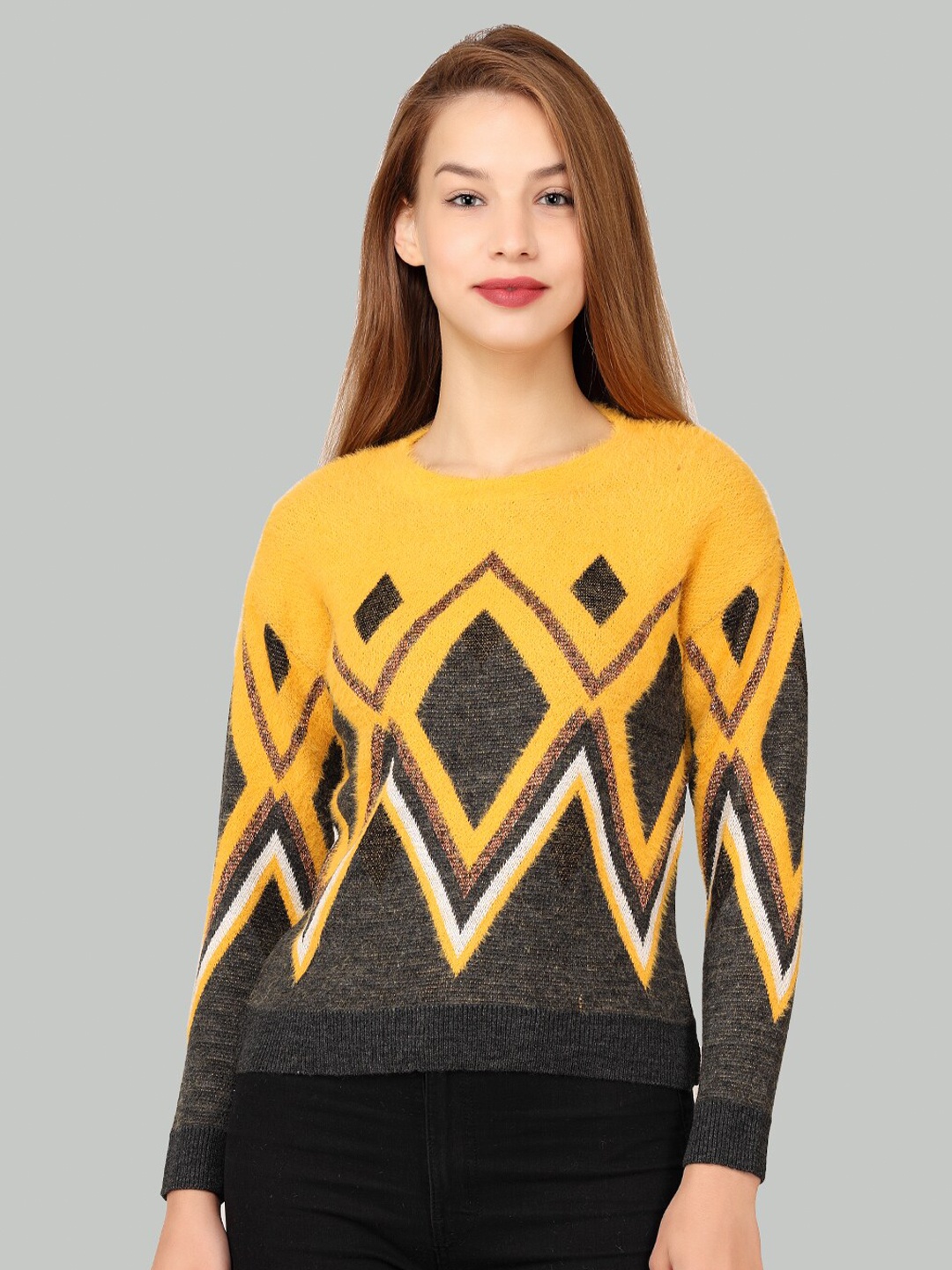 

LA-VITA Yellow Geometric Printed Drop-Shoulder Relaxed Fit Woollen Top