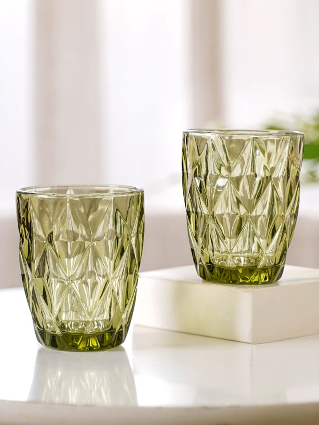 

Nestasia 4 Pieces Green Textured Drinking Glass - 250 ML Each