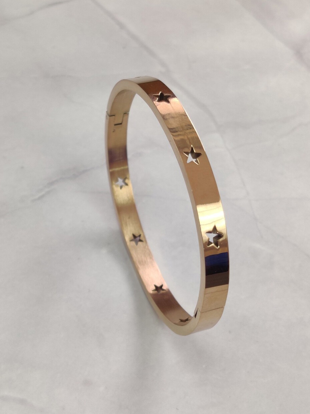

EL REGALO Rose Gold Stainless Steel Kada Bracelet