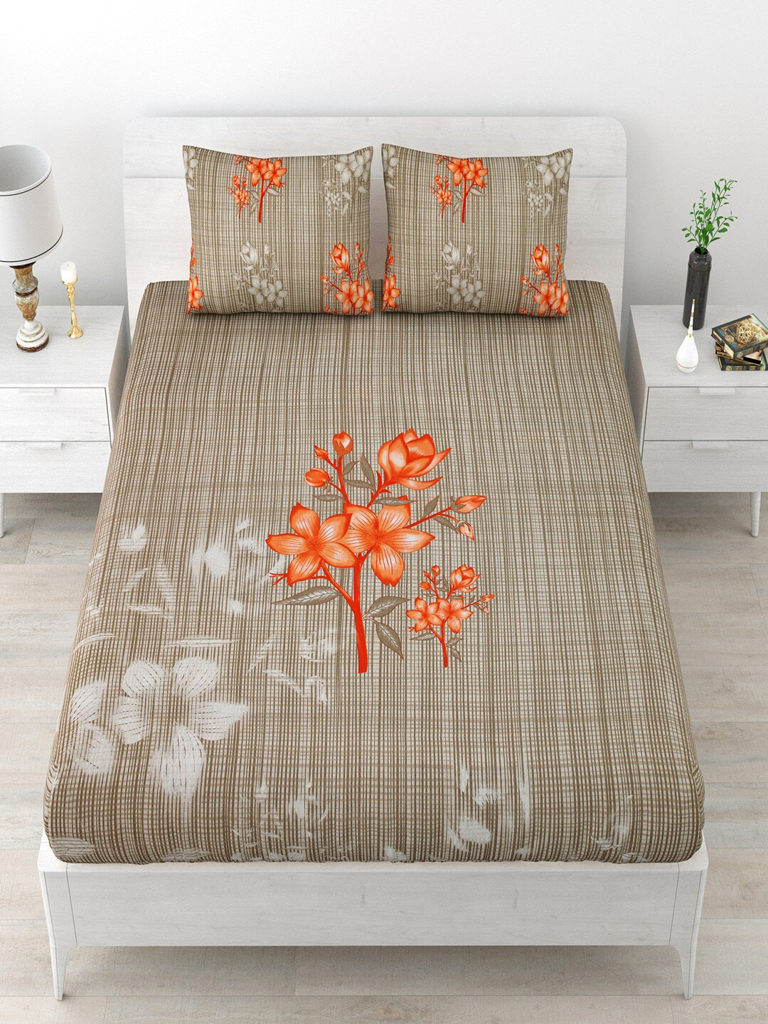 

UNIQCHOICE Grey & White Floral Pure Cotton 120 TC Queen Bedsheet With 2 Pillow Covers