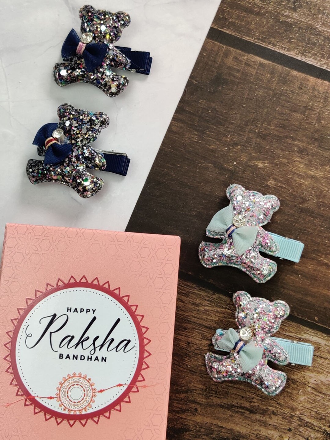 

EL REGALO Set Of 4 Hair Clips Rakhi Gift Set, Black
