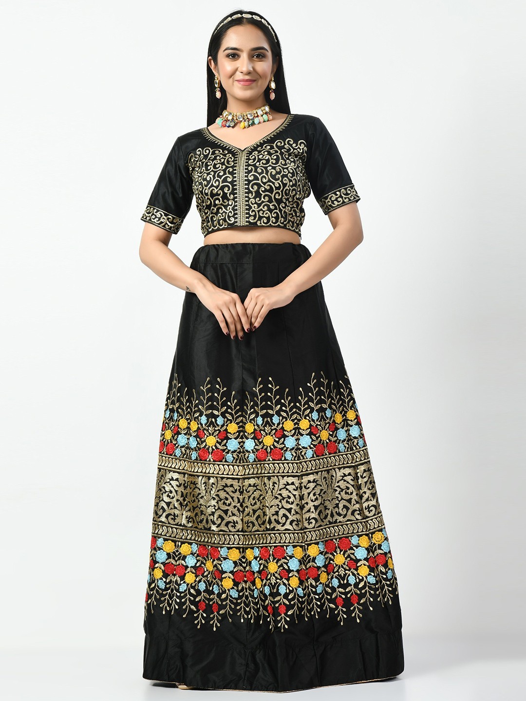 

Angroop Embroidered Semi-Stitched Lehenga & Unstitched Blouse With Dupatta, Black
