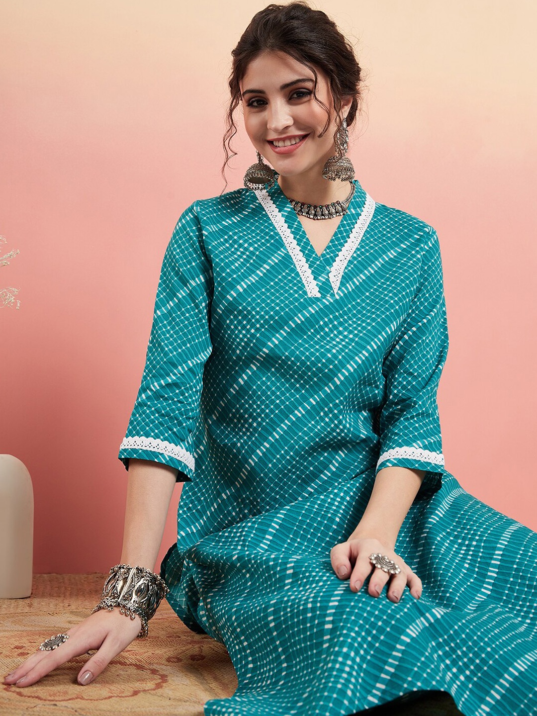 

Sangria Woven Design Pure Cotton Straight Kurta With Trousers, Teal