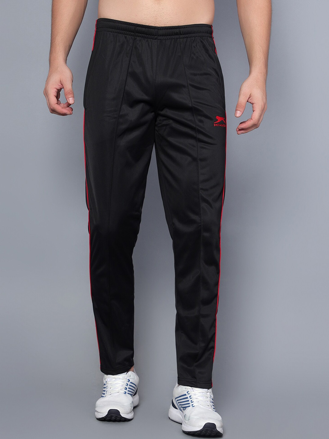 

Shiv Naresh Men Mid-Rise Rapid-Dry Track Pants, Black