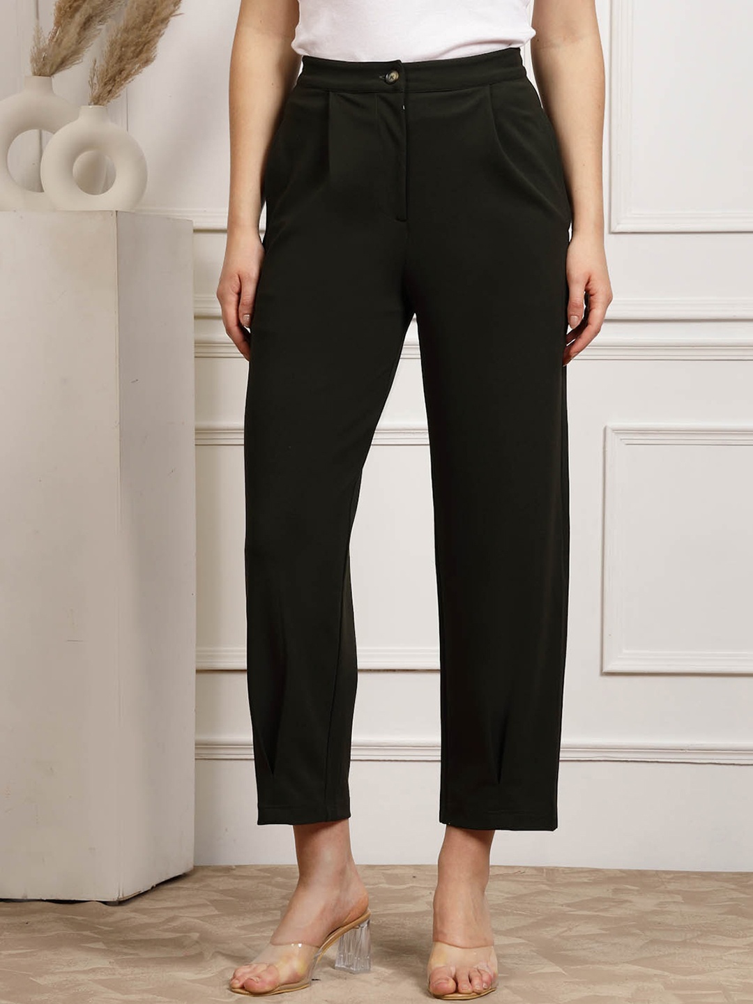 

plusS WORX Women Pleated Mid Rise Trousers, Olive