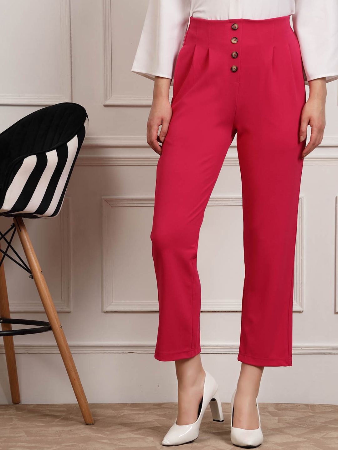 

plusS WORX Women Pleated Mid Rise Trousers, Pink