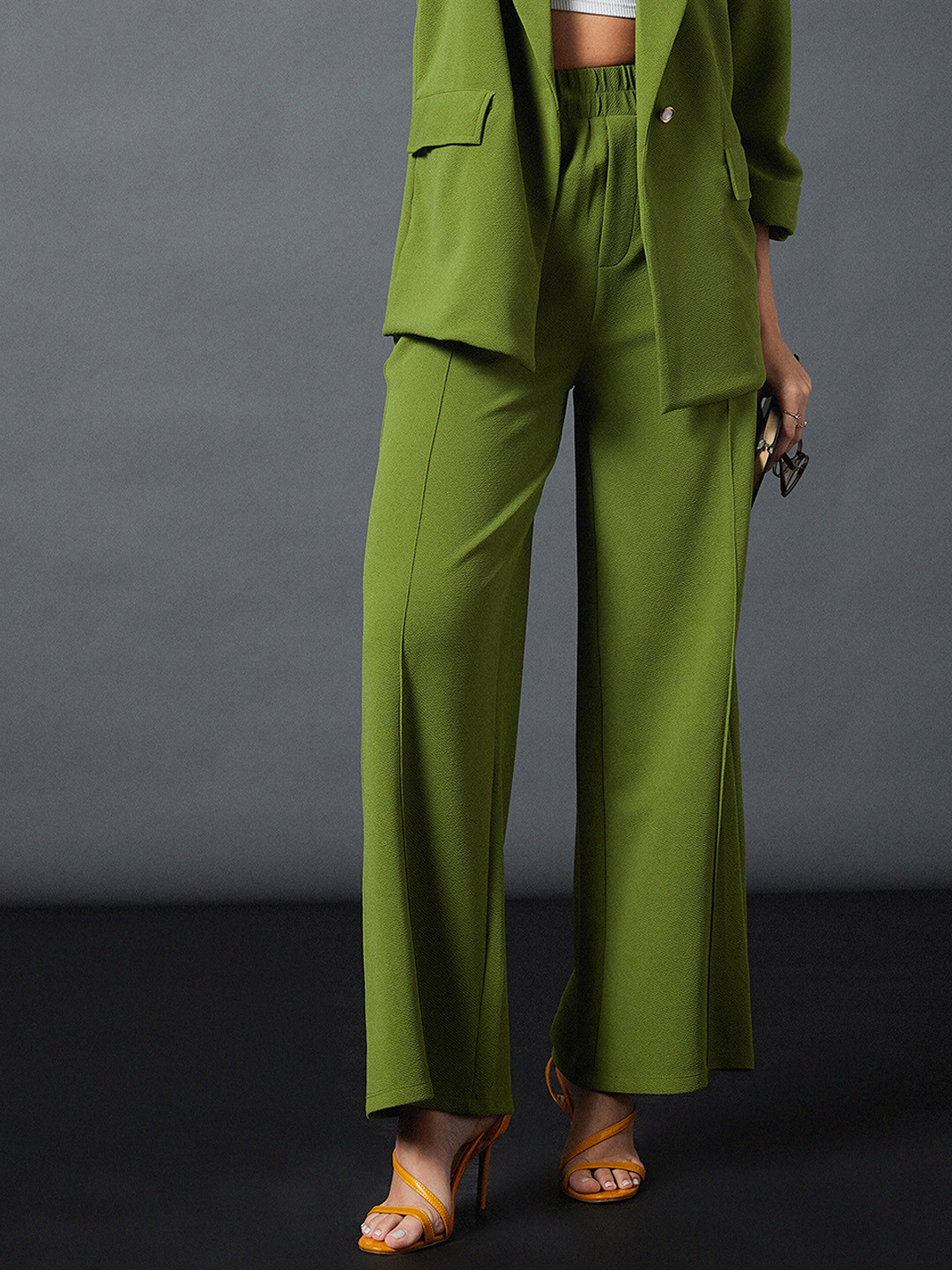 

SASSAFRAS worklyf Loose Fit High Rise Pleated Plain Parallel Trousers, Olive