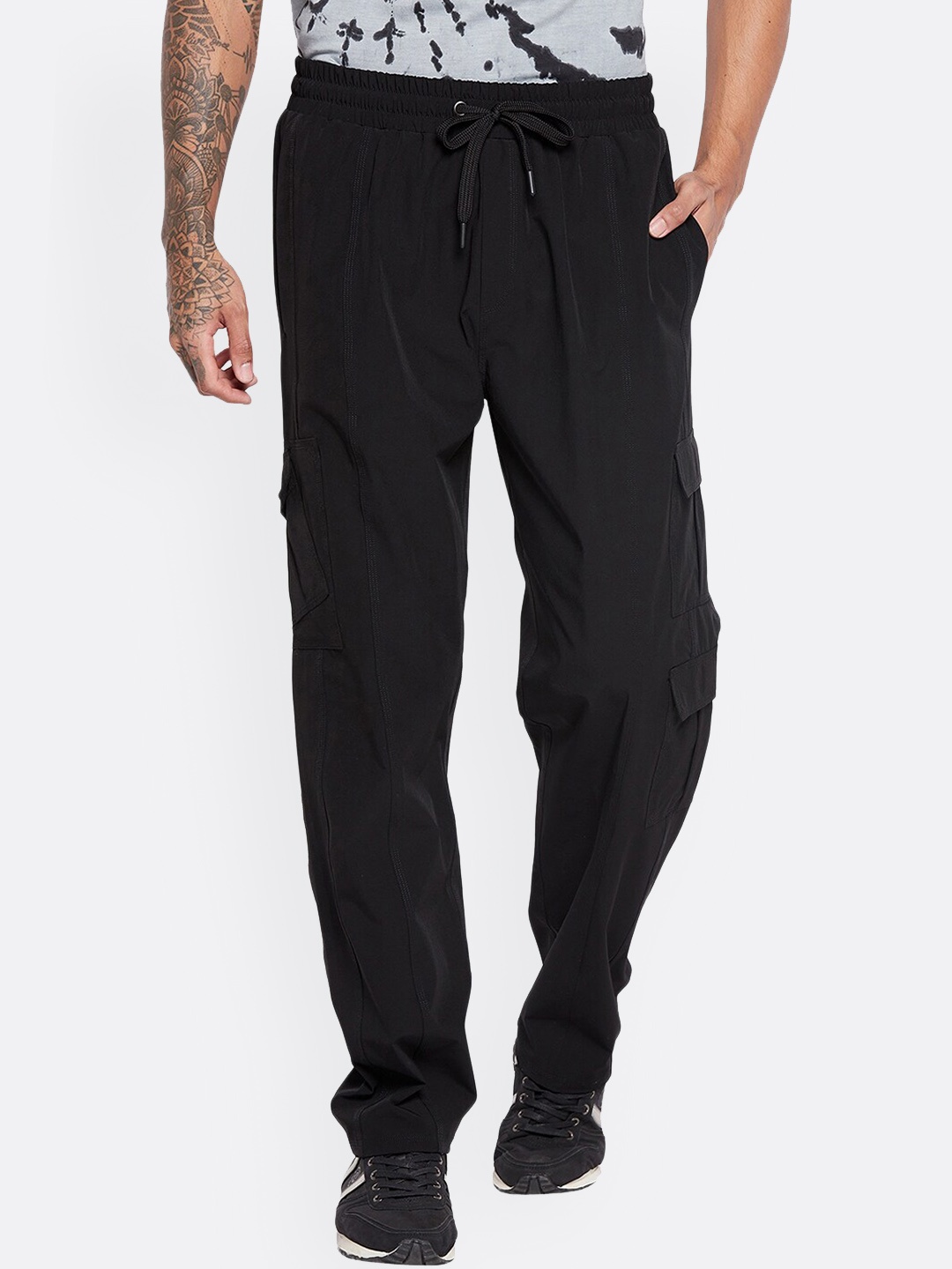

EDRIO Men Mid-Rise Track Pants, Black